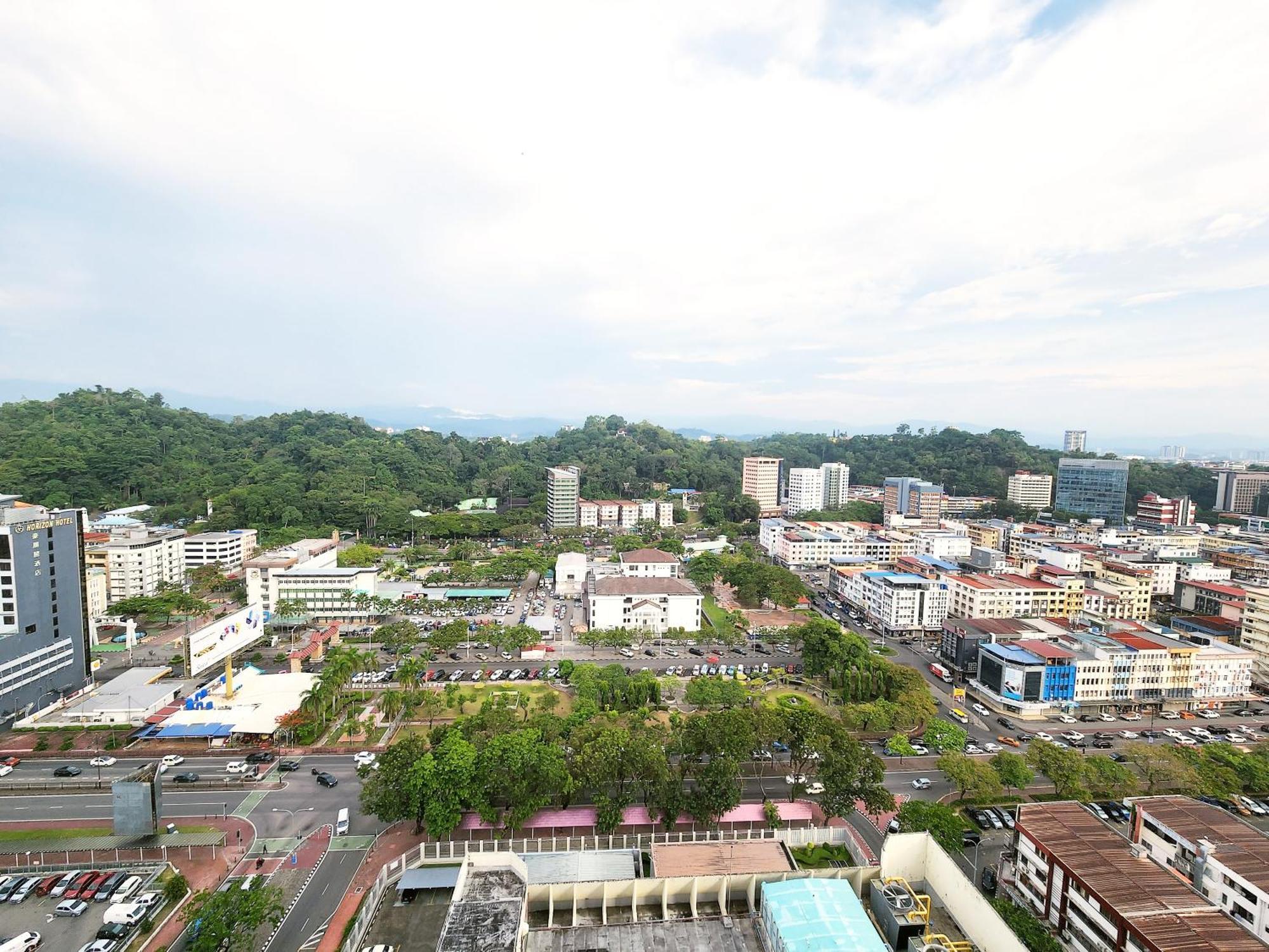 The Shore Kota Kinabalu City Centre By Lw Suites Oda fotoğraf