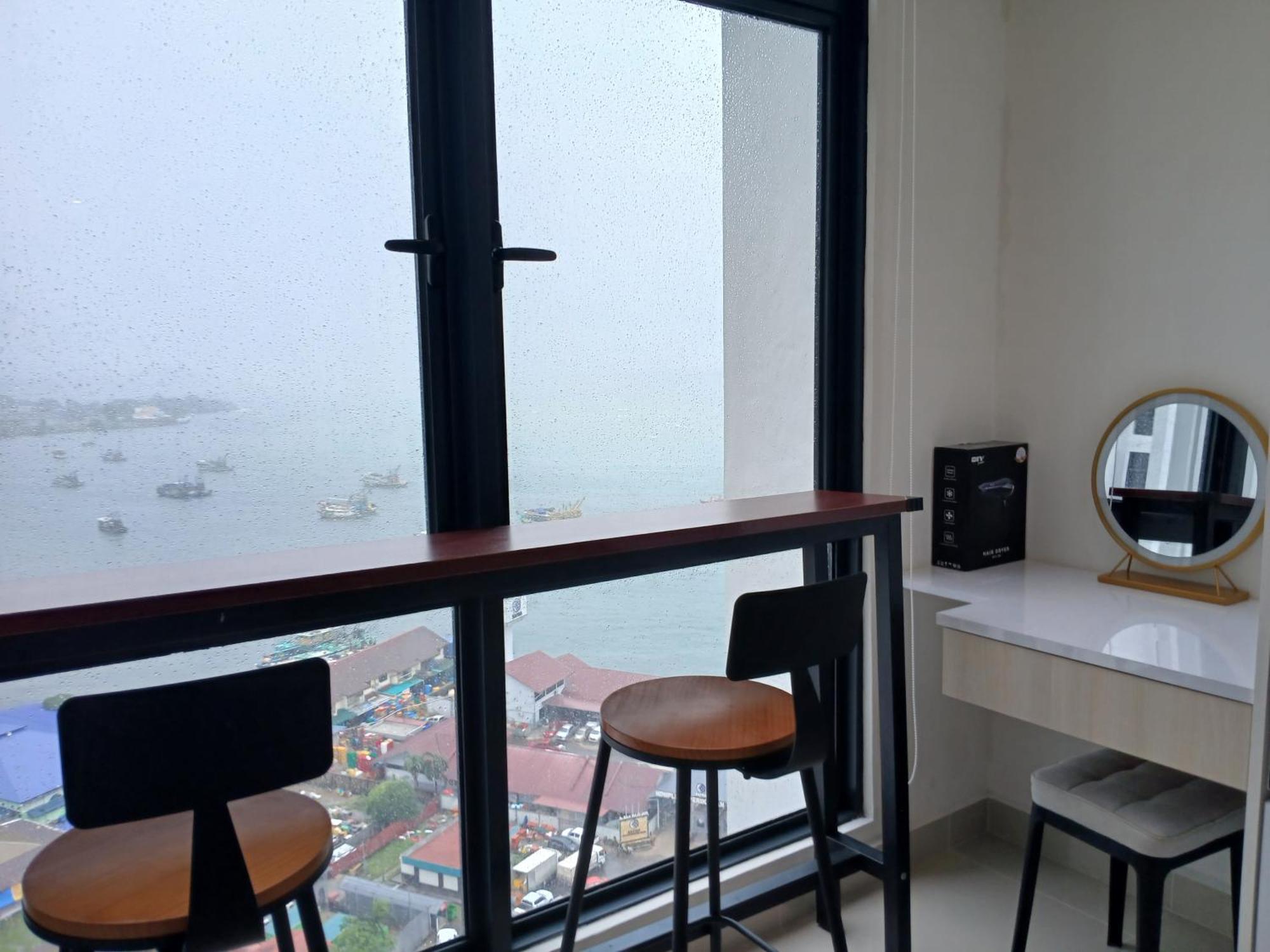 The Shore Kota Kinabalu City Centre By Lw Suites Oda fotoğraf
